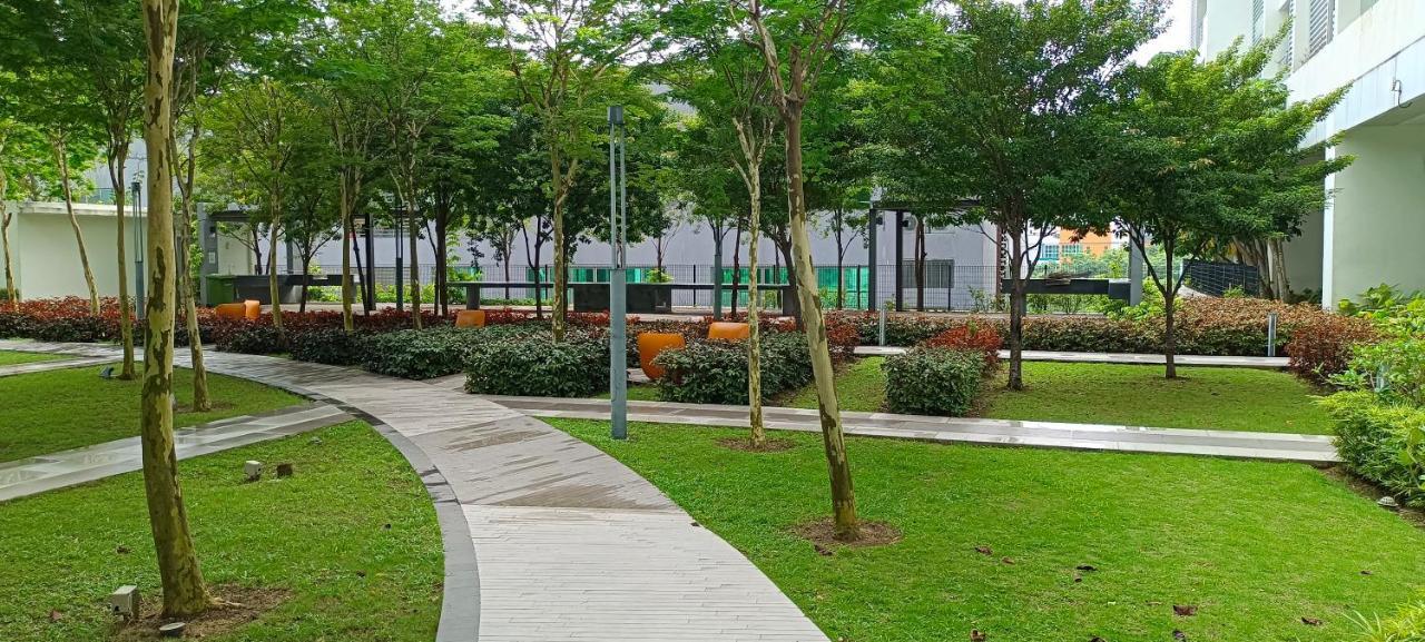 Peace Home 03 Cyberjaya Exterior photo