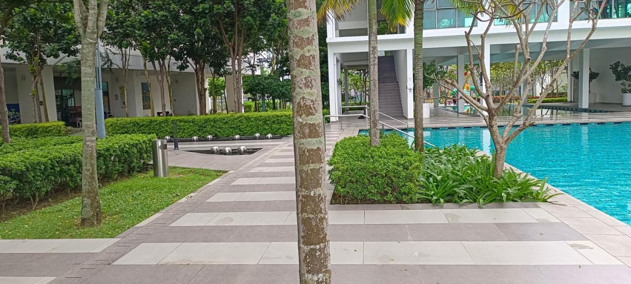 Peace Home 03 Cyberjaya Exterior photo